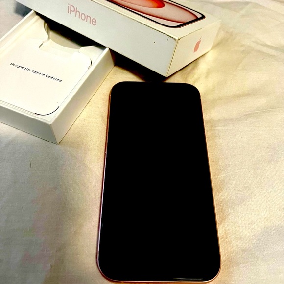 iPhone Pink 15  📱 512gbs - Picture 5 of 6